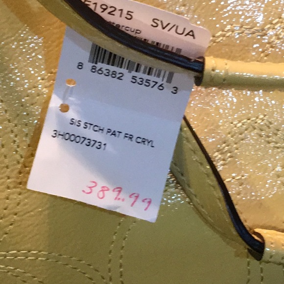 💜Yellow Large Patent Leather Coach Satchel💜 - Picture 4 of 8